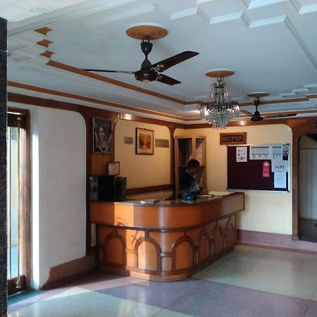 Hotel Ajaya 瓦拉纳西 外观 照片
