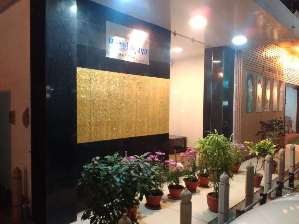 Hotel Ajaya 瓦拉纳西 外观 照片