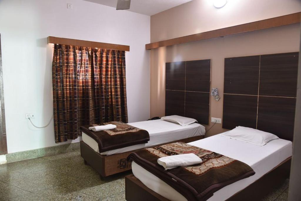 Hotel Ajaya 瓦拉纳西 外观 照片